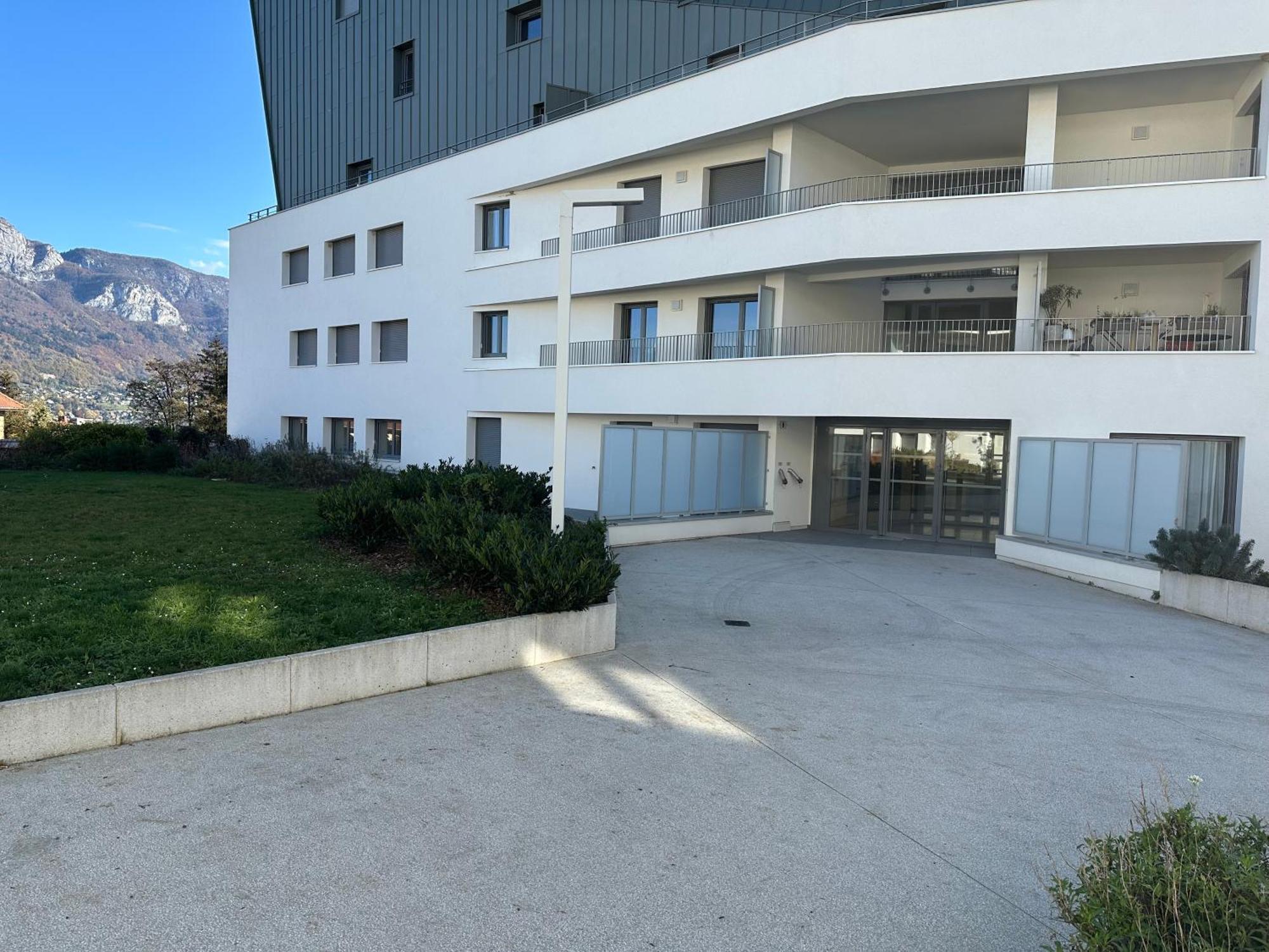 Lac Arte Postale Annecy Ngoại thất bức ảnh