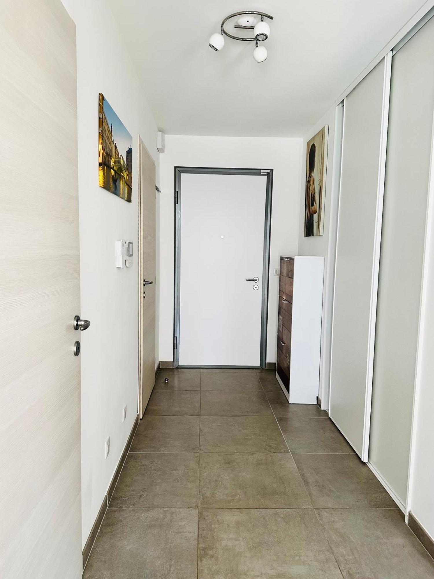 Lac Arte Postale Annecy Ngoại thất bức ảnh