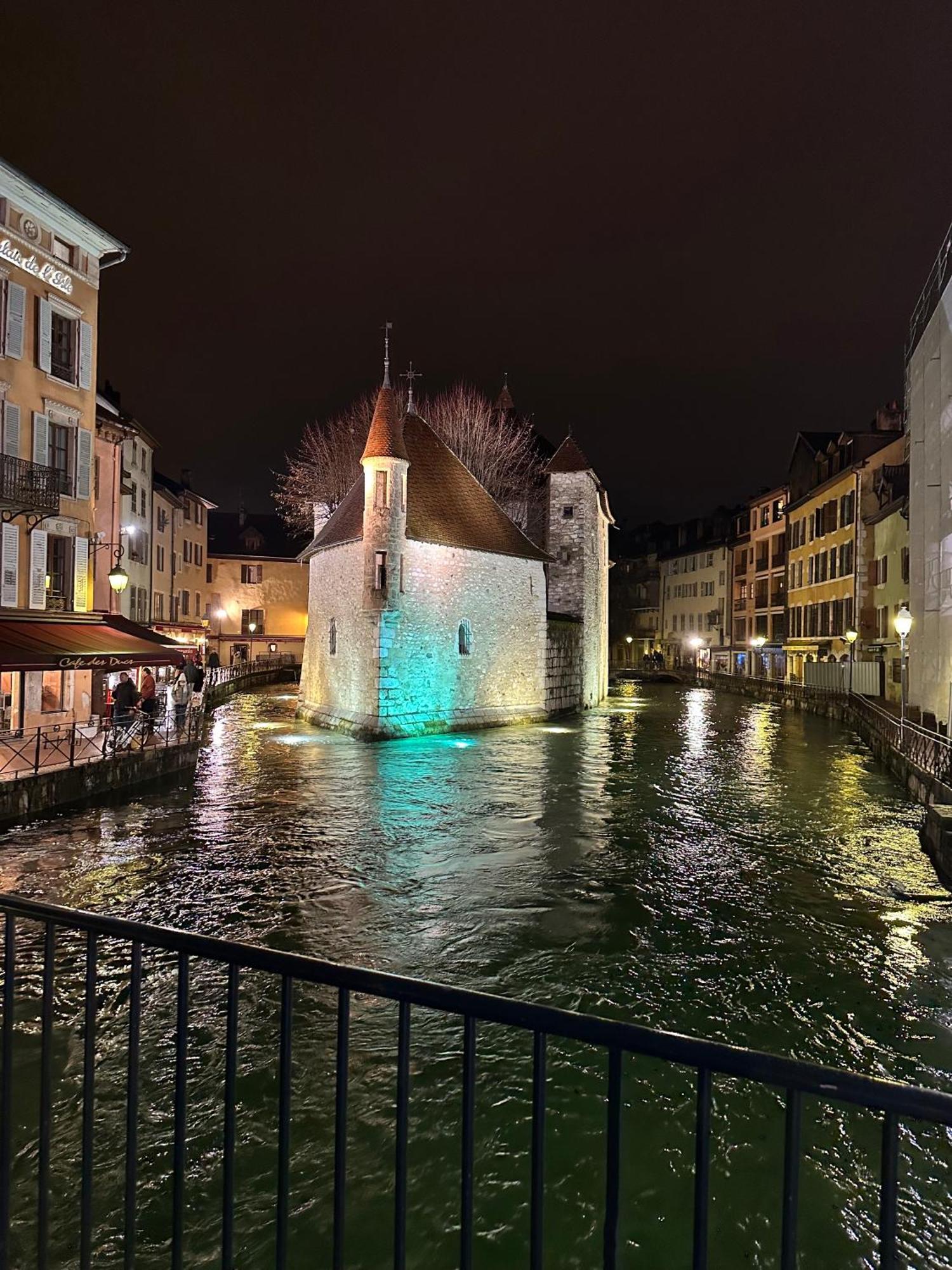 Lac Arte Postale Annecy Ngoại thất bức ảnh
